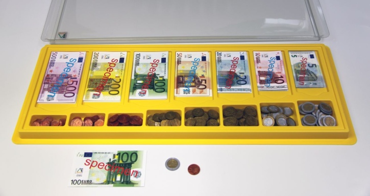 Euro Rechengeld, Geldkassette, 65 Scheine und 110 Münzen